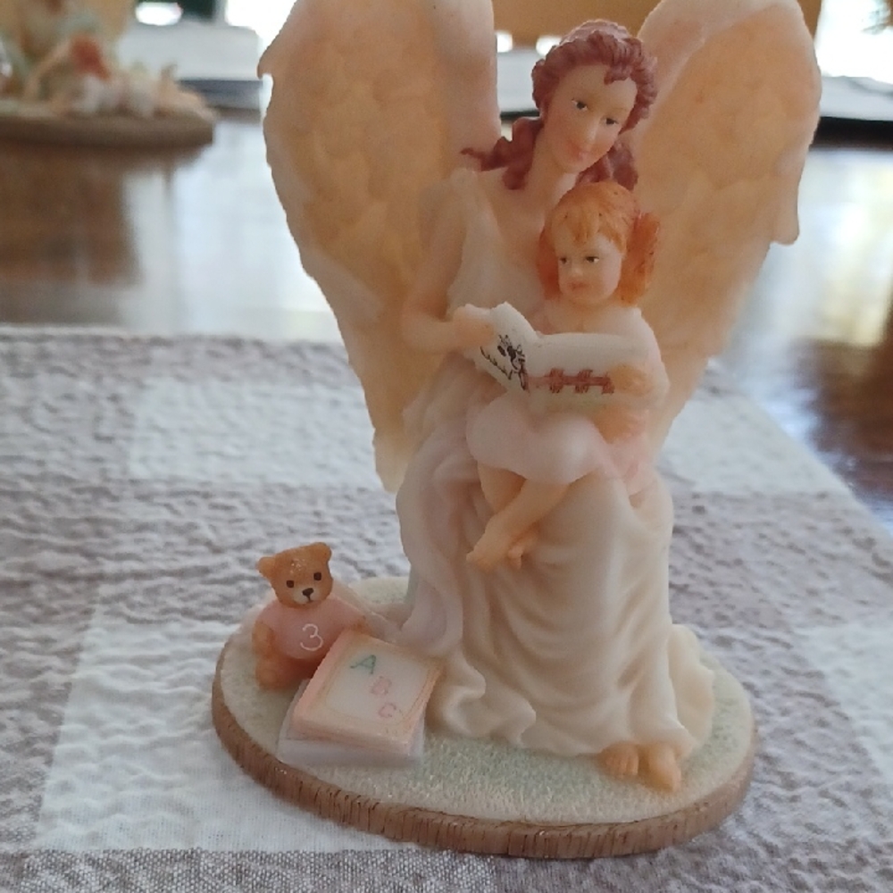Seraphim Angelic Figurine with Child - Cream and Pink